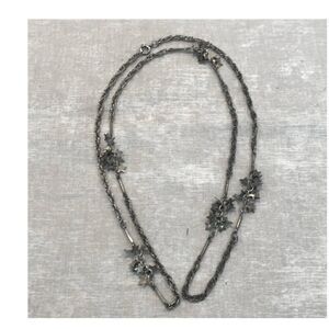 Dainty Double chain necklace with clusters of metal Stars in Silver, Vintage